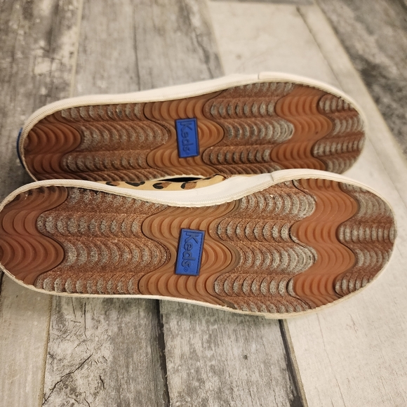 Keds Leopard Print Slip On Canvas Sneakers Size 6.5 - Picture 6 of 8